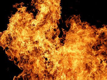 1024px-Fire02.jpg